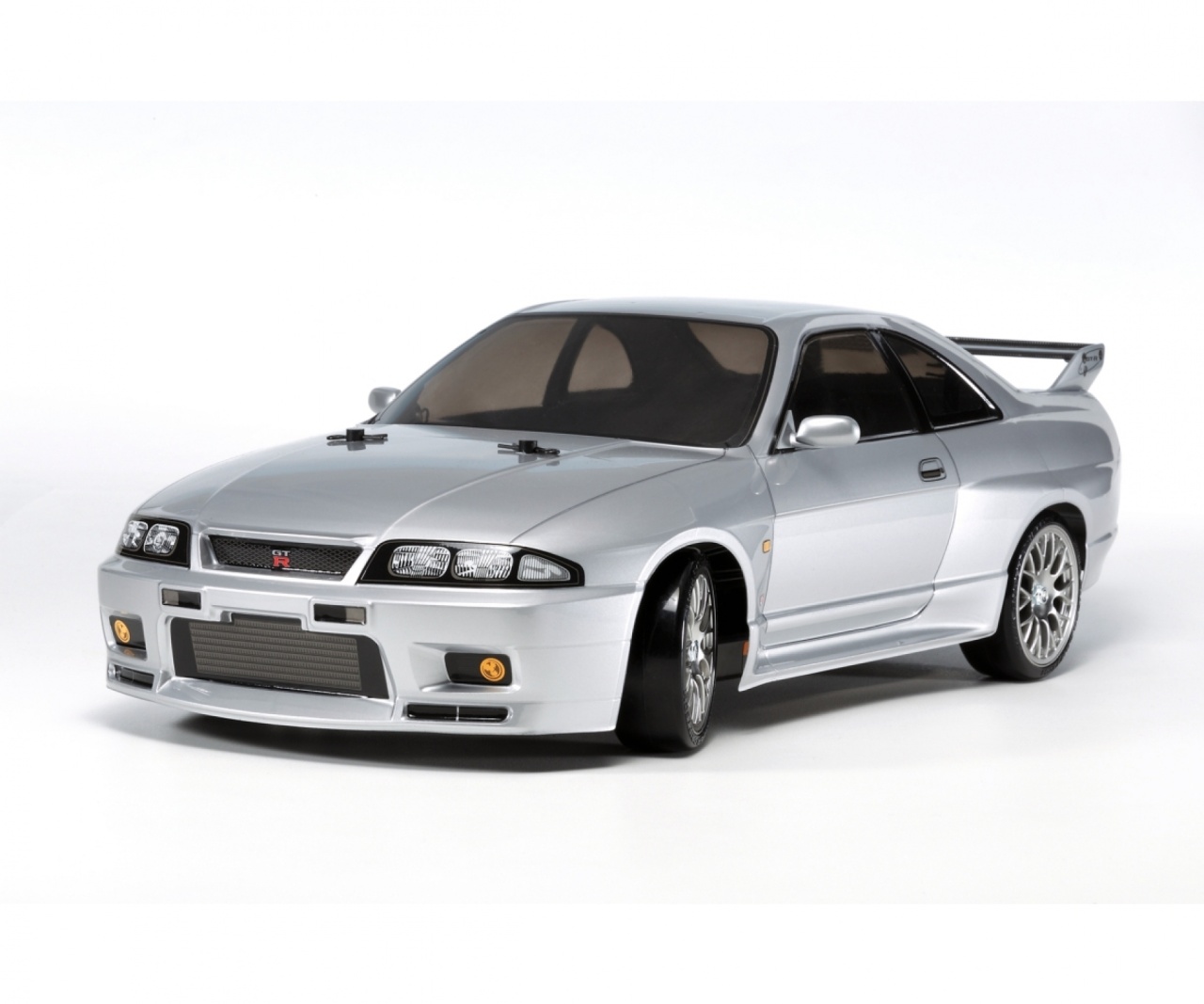 Tamiya 1:10 RC Nissan Skyline GT-R R33 Drift TT-02D