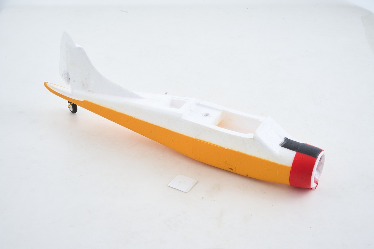 FMS Beaver 800mm - Rumpf gelb