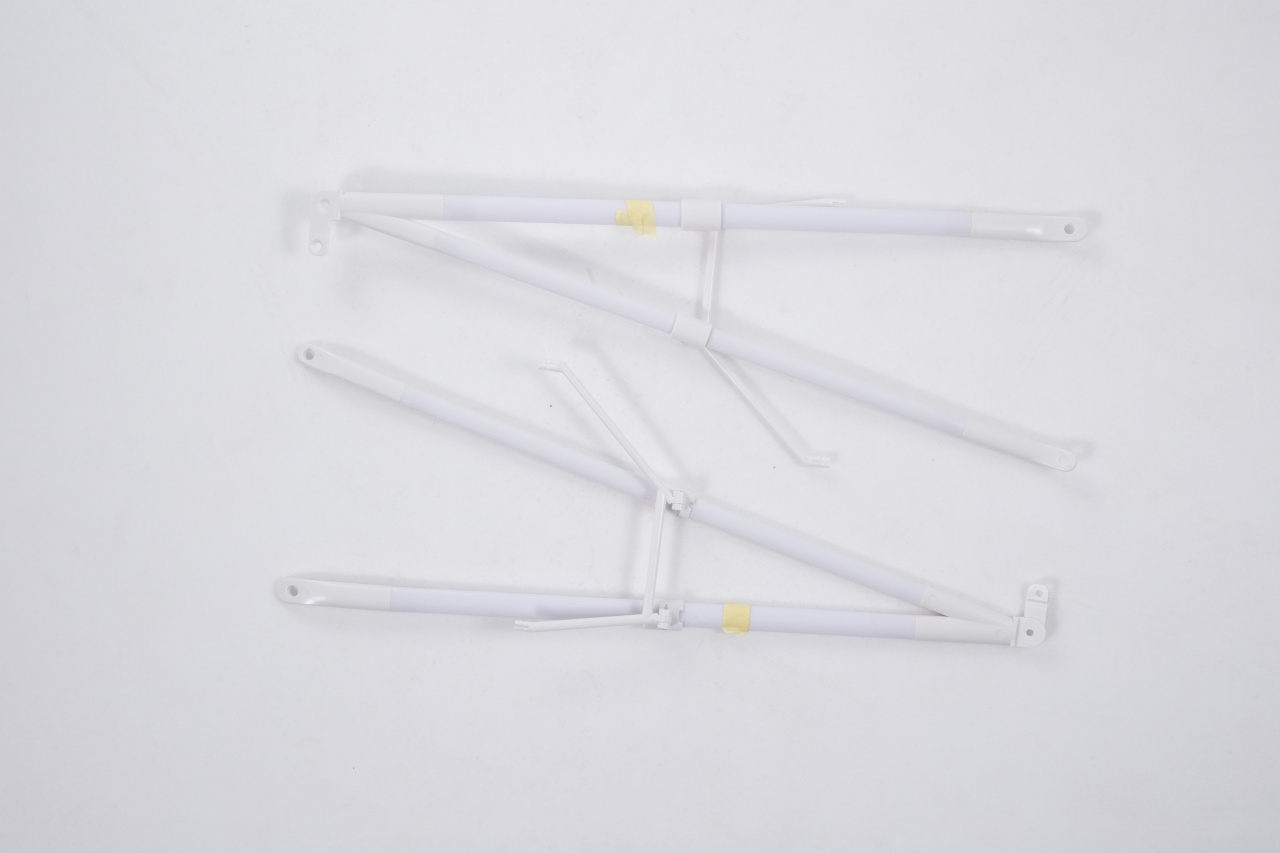 FMS Piper PA-18 130cm - Tragfl&auml;chenstreben